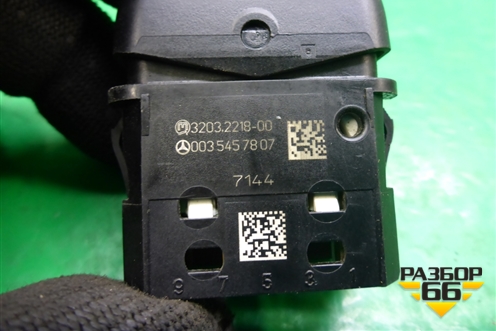 Кнопка (A0035457807) для Камаз  5490