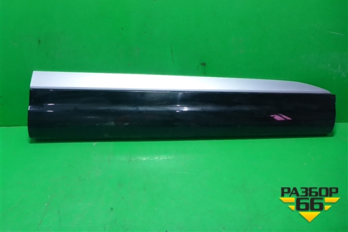 Накладка двери передней правой (4M0853960) для Audi Q7 c 2015г (Ку 7)