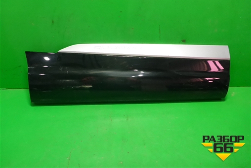 Накладка двери задней правой (4M0853970) для Audi Q7 c 2015г (Ку 7)