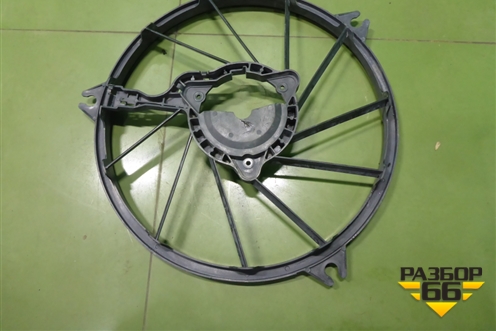 Диффузор вентилятора (9671972780) для Peugeot 206 с1998г