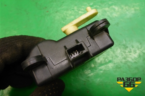 Моторчик заслонки отопителя (3F12030820) для Nissan Murano (Z50) с 2002-2008г (Мурано)