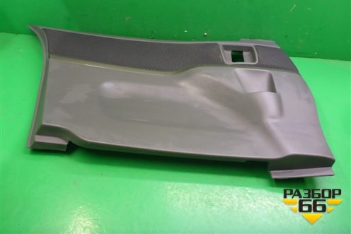 Обшивка двери (сдвижной левой) для Toyota Isis c 2004-2018г (Исис)