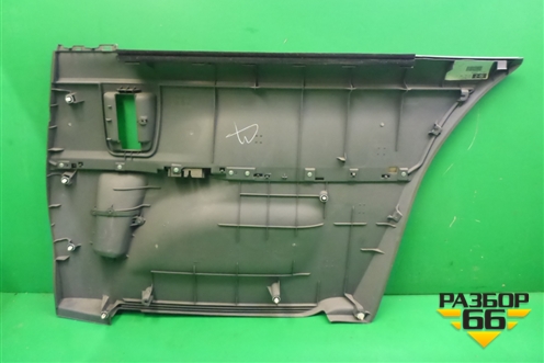 Обшивка двери (сдвижной левой) для Toyota Isis c 2004-2018г (Исис)