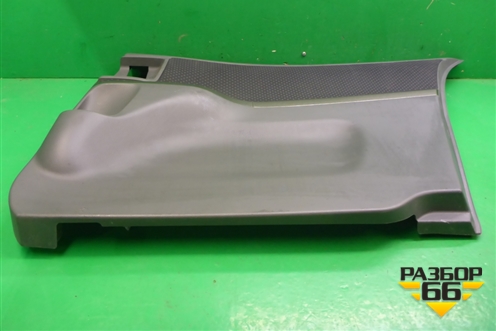 Обшивка двери (сдвижной правой) для Toyota Isis c 2004-2018г (Исис)