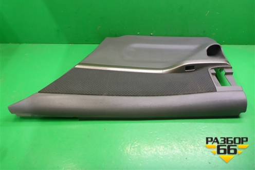 Обшивка двери (сдвижной правой) для Toyota Isis c 2004-2018г (Исис)