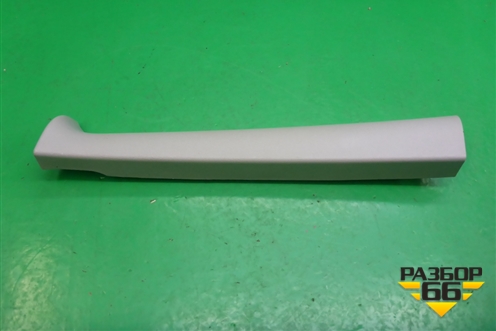 Накладка двери передней левой (6766444010) для Toyota Isis c 2004-2018г (Исис)