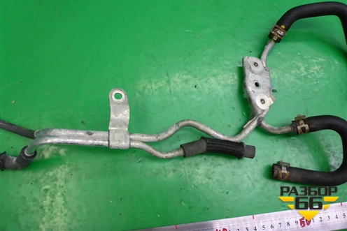 Трубки системы охлаждения для Toyota Isis c 2004-2018г (Исис)