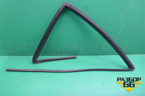 Уплотнитель стекла двери задней левой для Toyota Isis c 2004-2018г (Исис)