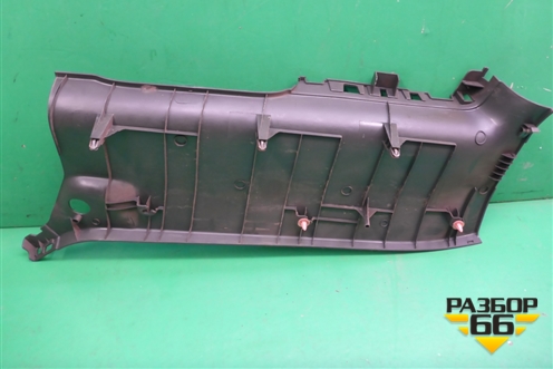 Обшивка стойки задняя нижняя правая (76938EB30A) для Nissan Navara (D40) с 2005-2015г (Навара)