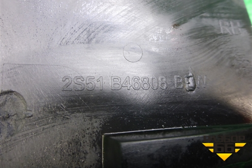 Держатель задней полки правый (2S51B46808BEW) для Ford Fiesta с 2001-2008г (Фиеста 5)