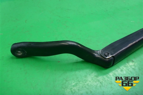 Поводок стеклоочистителя правый (2S6117526BB) для Ford Fiesta с 2001-2008г (Фиеста 5)