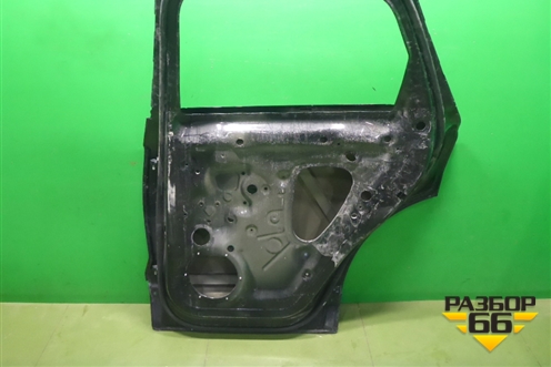 Дверь задняя правая (760833112A) для Volkswagen Touareg с 2018г (Туарег)