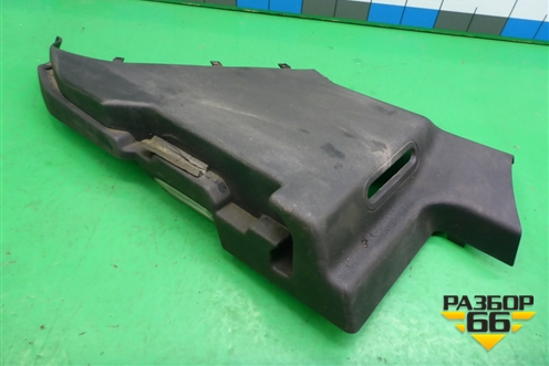 Держатель задней полки левый (5-ти дверный кузов) (9649856977) для Citroen C4 с 2005-2011г (С4)