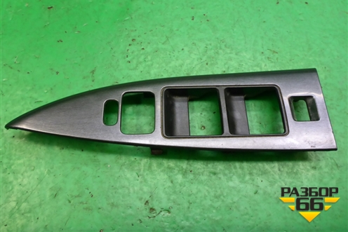 Накладка двери передней левой (на модуль управления стеклоподъёмниками) (GP9A684L6) для Mazda Mazda 6 (GG) с 2002-2007г