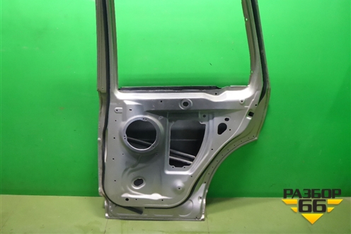Дверь задняя правая (LR005851 6H52248A64) для Land Rover Freelander 2 с 2007г (Фрилендер)