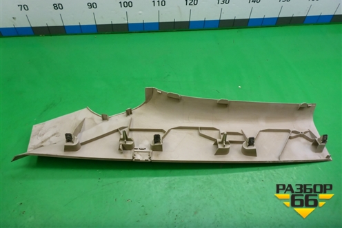 Обшивка стойки задняя верхняя правая (5M51F280C47CFW) для Ford Focus 2 с 2005-2008г (Фокус)