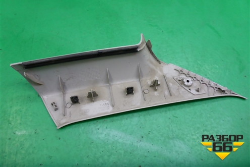 Обшивка стойки задняя верхняя правая (седан) (5M51F31010CEW) для Ford Focus 2 с 2005-2008г (Фокус)