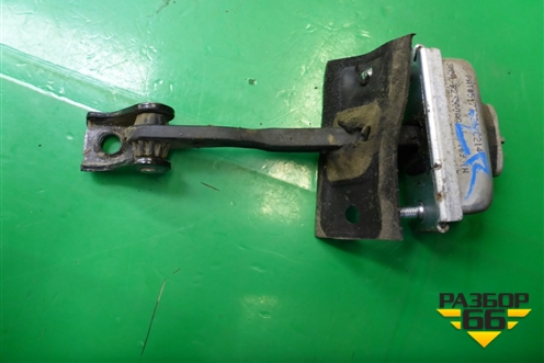 Ограничитель двери задней правой для Ford Focus 2 с 2005-2008г (Фокус)