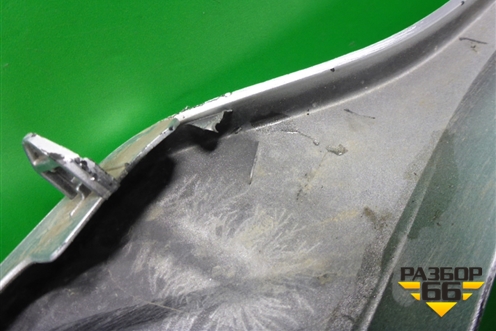 Накладка переднего бампера (после 2019г) (5241148060) для Lexus RX 350 c 2015г (РХ)