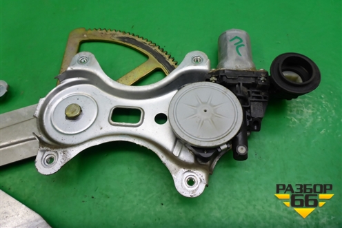 Стеклоподъёмник электрический передний левый для Toyota Isis c 2004-2018г (Исис)