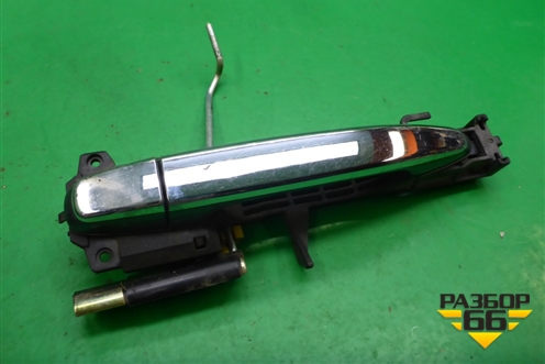 Ручка наружная двери передней левой для Toyota Isis c 2004-2018г (Исис)