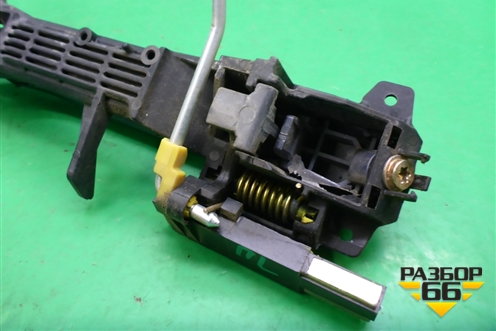 Ручка наружная двери передней левой для Toyota Isis c 2004-2018г (Исис)