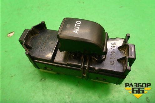 Кнопка стеклоподъёмника (8403044030) для Toyota Isis c 2004-2018г (Исис)