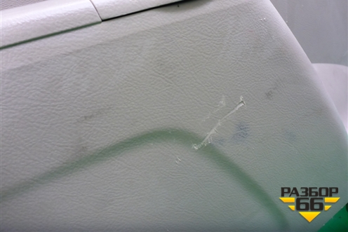 Обшивка багажника левая (нижняя) (6473244040) для Toyota Isis c 2004-2018г (Исис)