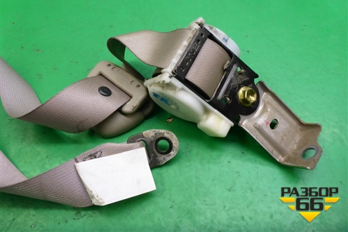 Ремень безопасности задний правый (TKAB2F1845) для Toyota Isis c 2004-2018г (Исис)