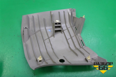 Обшивка багажника правая (верхняя) (6247144070) для Toyota Isis c 2004-2018г (Исис)