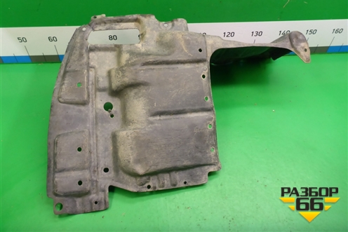 Пыльник двигателя нижний левый (5144244050) для Toyota Isis c 2004-2018г (Исис)