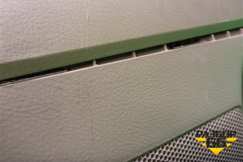 Обшивка двери передней правой под электрику (D761126310) для Toyota Isis c 2004-2018г (Исис)