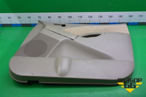 Обшивка двери передней правой под электрику (D761126310) для Toyota Isis c 2004-2018г (Исис)