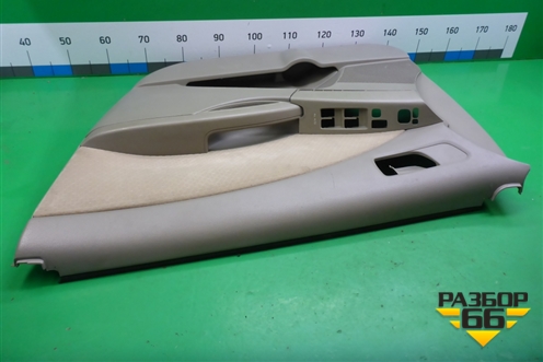 Обшивка двери передней правой под электрику (D761126310) для Toyota Isis c 2004-2018г (Исис)