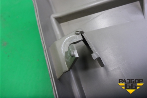 Обшивка двери передней правой под электрику (D761126310) для Toyota Isis c 2004-2018г (Исис)