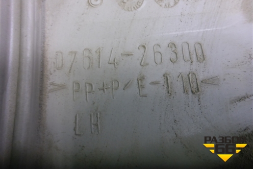 Обшивка двери (сдвижной левой) для Toyota Isis c 2004-2018г (Исис)