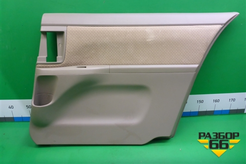 Обшивка двери (сдвижной правой) для Toyota Isis c 2004-2018г (Исис)