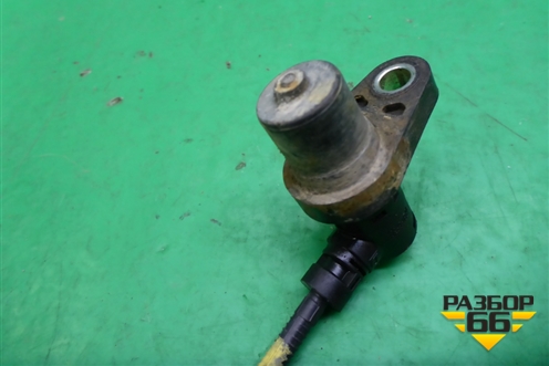 Датчик ABS передний правый (8826612620) для Toyota Isis c 2004-2018г (Исис)