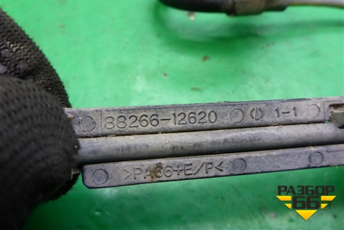 Датчик ABS передний правый (8826612620) для Toyota Isis c 2004-2018г (Исис)