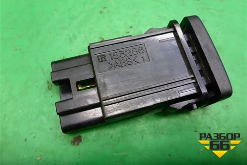 Кнопка для Toyota Isis c 2004-2018г (Исис)