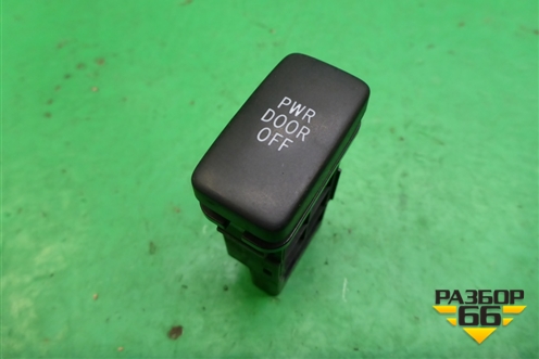 Кнопка для Toyota Isis c 2004-2018г (Исис)