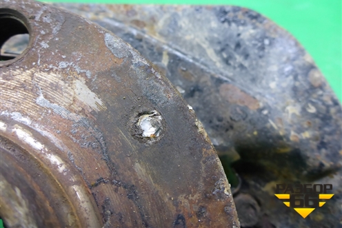 Кулак поворотный передний правый для Opel Corsa D с 2006-2014г (Корса Д)