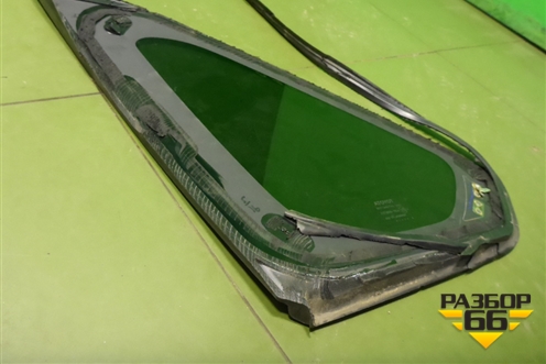 Стекло глухое правое (627100R120) для Toyota Rav-4 с 2018г (Рав 4)