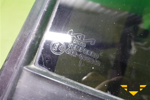 Стекло двери задней правой форточка для Kia Rio с 2017г (Рио 4)