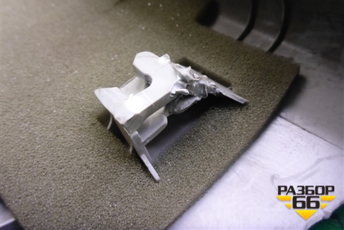 Обшивка стойки лобового стекла правая (GJ6A68161) для Mazda Mazda 6 (GG) с 2002-2007г