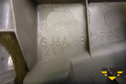 Обшивка стойки центральная верхняя левая (GJ6A68211) для Mazda Mazda 6 (GG) с 2002-2007г