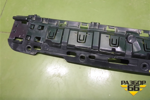 Кронштейн заднего бампера (51128070332) для BMW X5 G05 с 2018г (Х5 Г05)