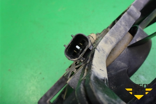 Вентилятор охлаждения радиатора (253862D000) для Hyundai Elantra 3 (XD) с 2000-2010г (Элантра)