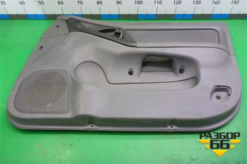 Обшивка двери передней правой под электрику (823802D010) для Hyundai Elantra 3 (XD) с 2000-2010г (Элантра)