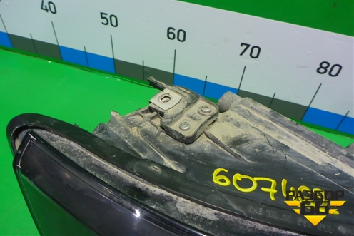 Фара правая (галоген) (5N1941006B) для Volkswagen Tiguan с 2011-2016г (Тигуан)